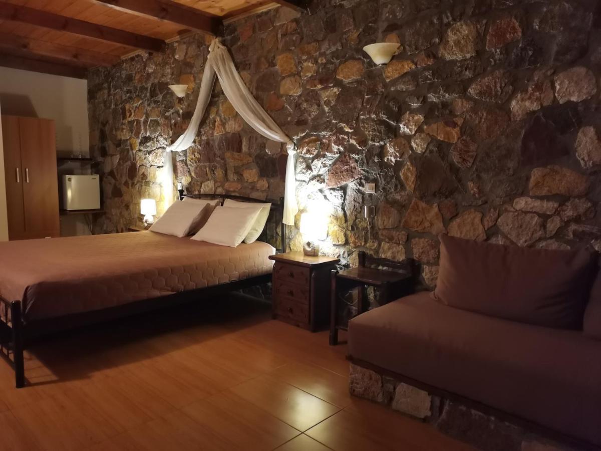 Ataviros Hotel Embonas Bagian luar foto