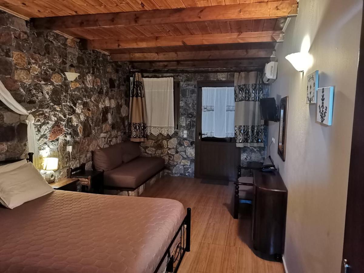 Ataviros Hotel Embonas Bagian luar foto