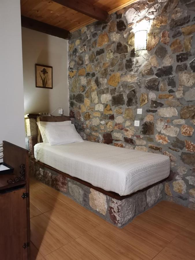 Ataviros Hotel Embonas Bagian luar foto