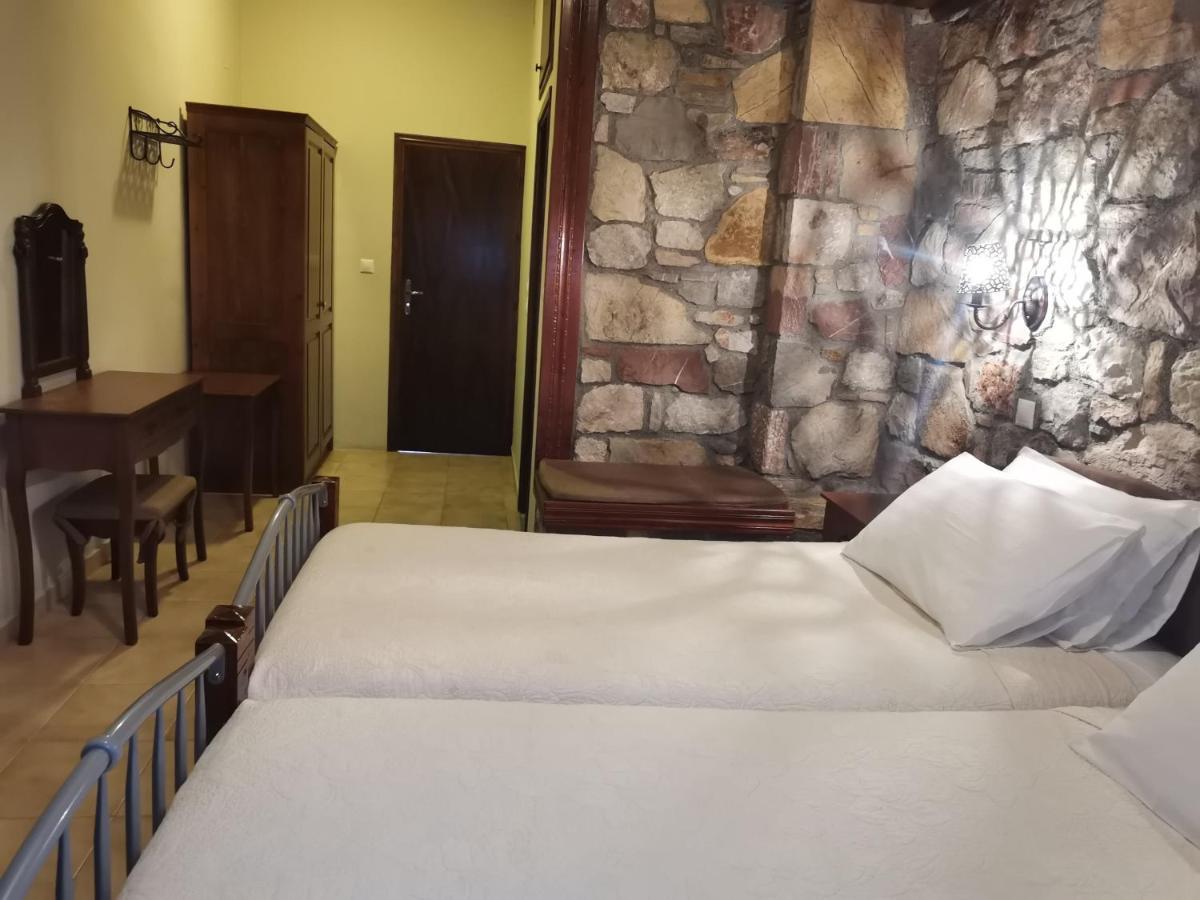 Ataviros Hotel Embonas Bagian luar foto