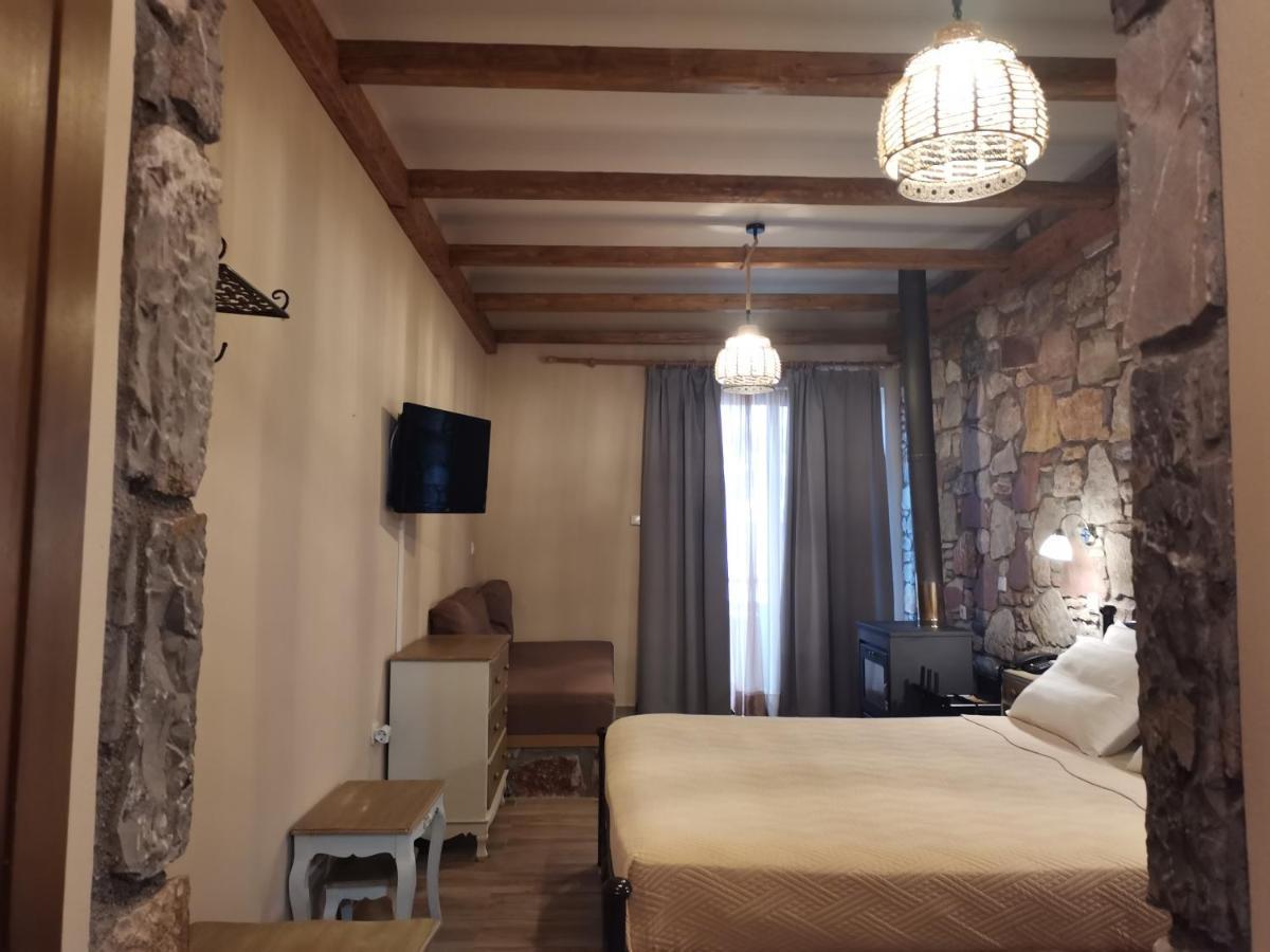 Ataviros Hotel Embonas Bagian luar foto