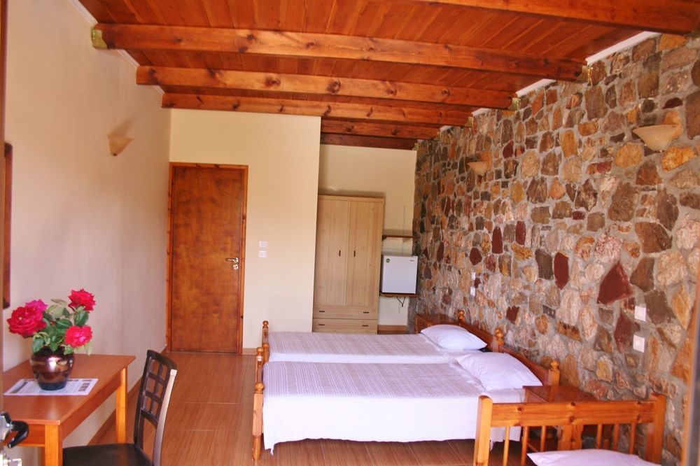 Ataviros Hotel Embonas Bagian luar foto